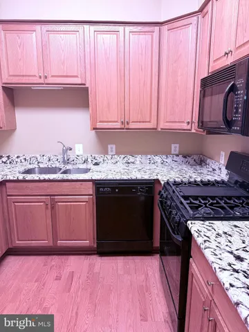 $375,000 | 1813 Cedar Cove Way, Woodbridge, VA 22191