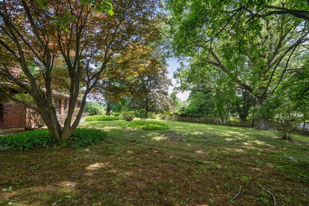 260 Landham Road Sudbury, MA 01776 - Photo 12 of 20 Gallery Image 12