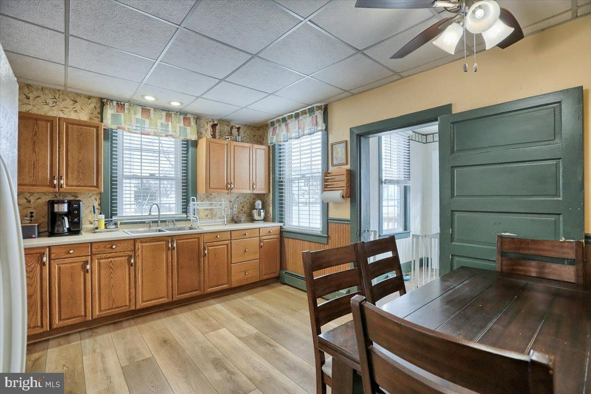 904 Quentin Road Lebanon, PA 17042 - Photo 8 of 29 Gallery Image 8