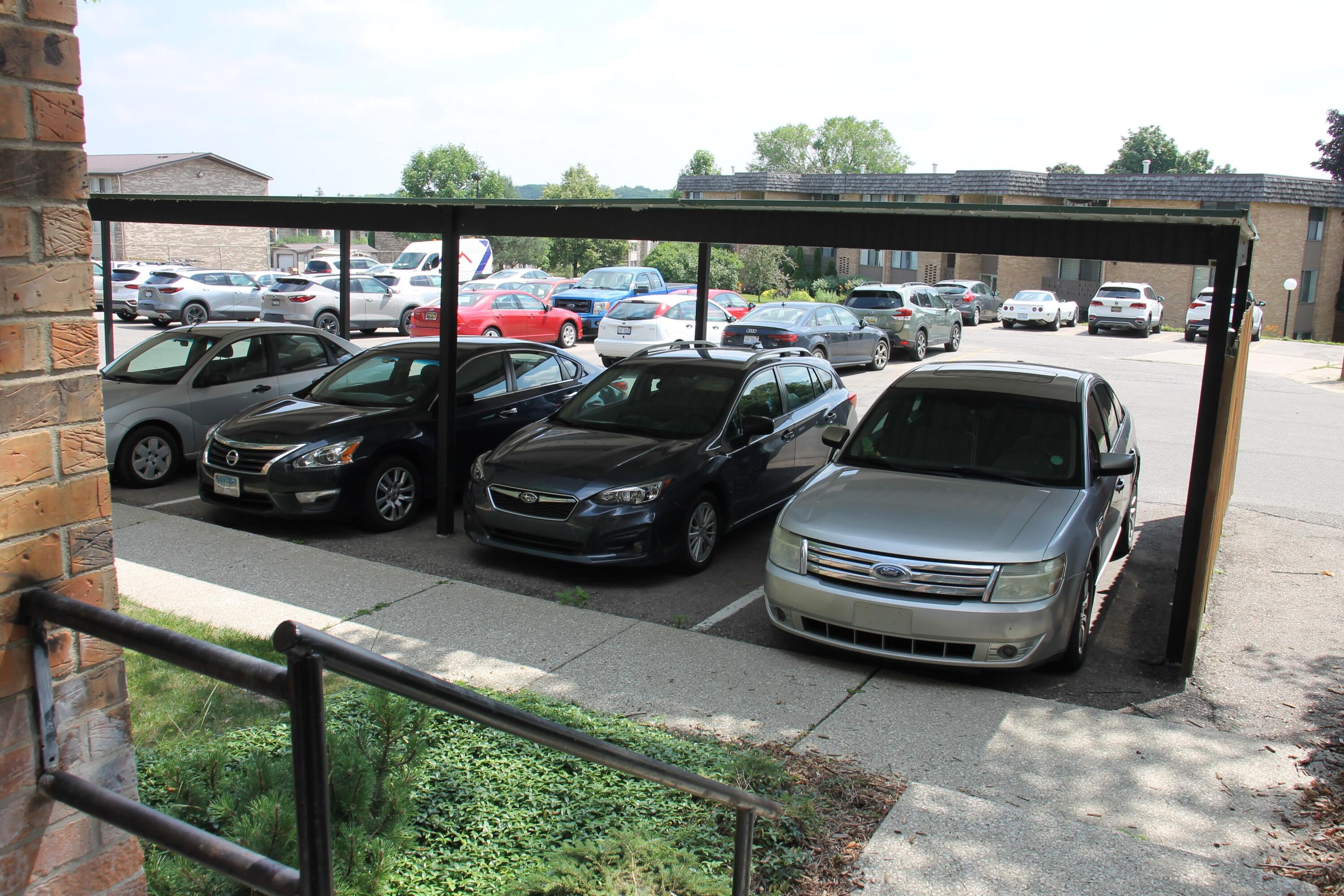 1265 South Maple Road, Unit 207 Ann Arbor, MI 48103 - Photo 17 of 26 IMG_5046