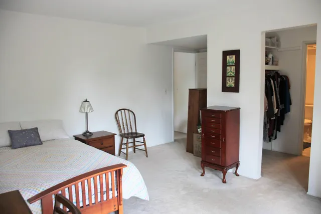 $179,900 | 1265 South Maple Road, Unit 207, Ann Arbor, MI 48103