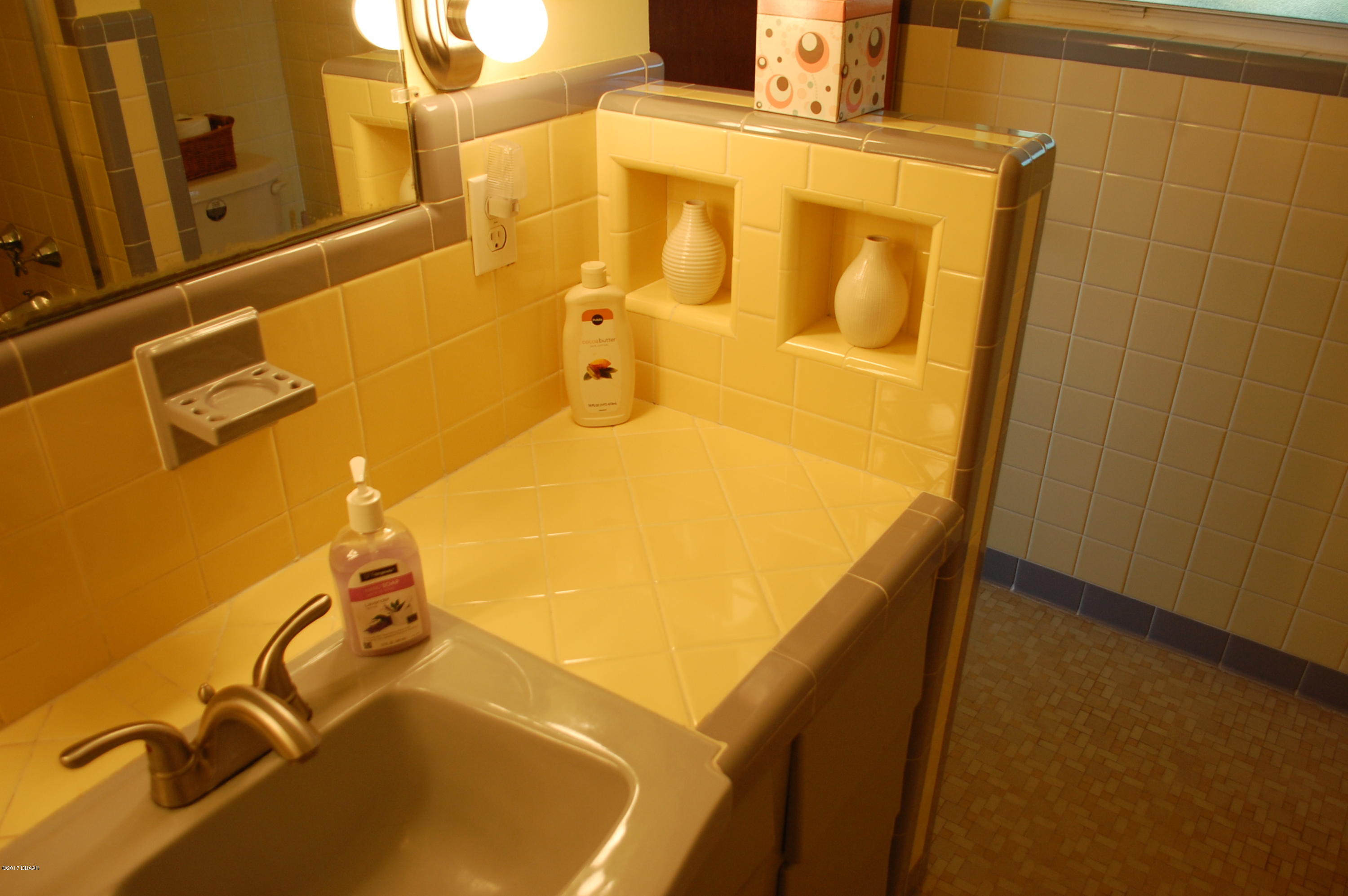 120 Minerva Road Daytona Beach, FL 32118 - Photo 29 of 62 120 Minerva rd (33)
