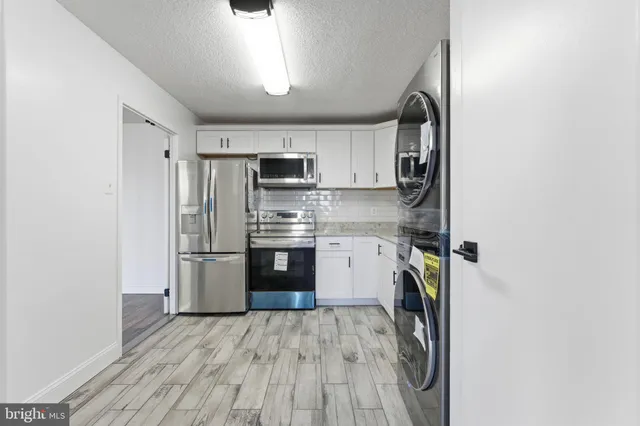 $264,500 | 250 South Reynolds Street, Unit 508, Alexandria, VA 22304