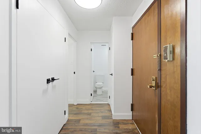 $264,500 | 250 South Reynolds Street, Unit 508, Alexandria, VA 22304