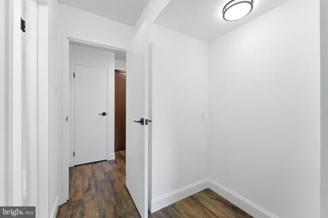 $264,500 | 250 South Reynolds Street, Unit 508, Alexandria, VA 22304