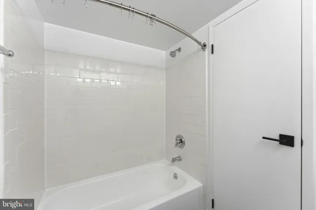 $264,500 | 250 South Reynolds Street, Unit 508, Alexandria, VA 22304