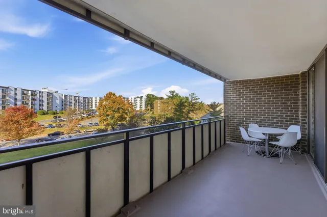 $264,500 | 250 South Reynolds Street, Unit 508, Alexandria, VA 22304