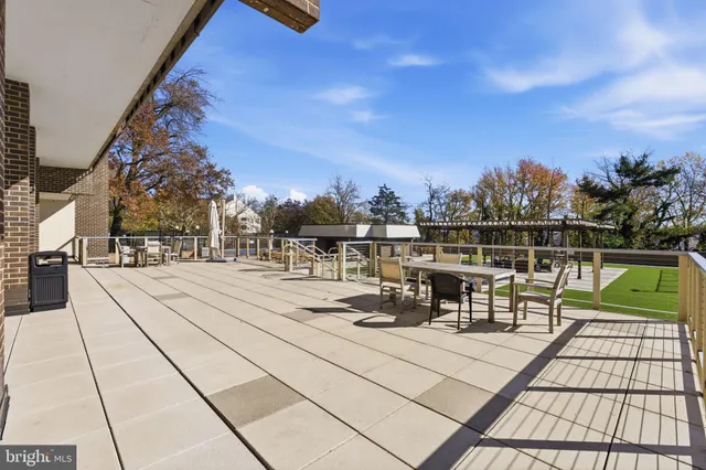 $264,500 | 250 South Reynolds Street, Unit 508, Alexandria, VA 22304