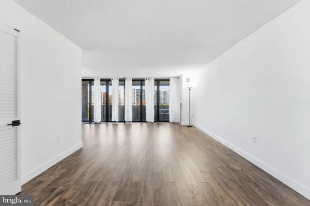 $264,500 | 250 South Reynolds Street, Unit 508, Alexandria, VA 22304