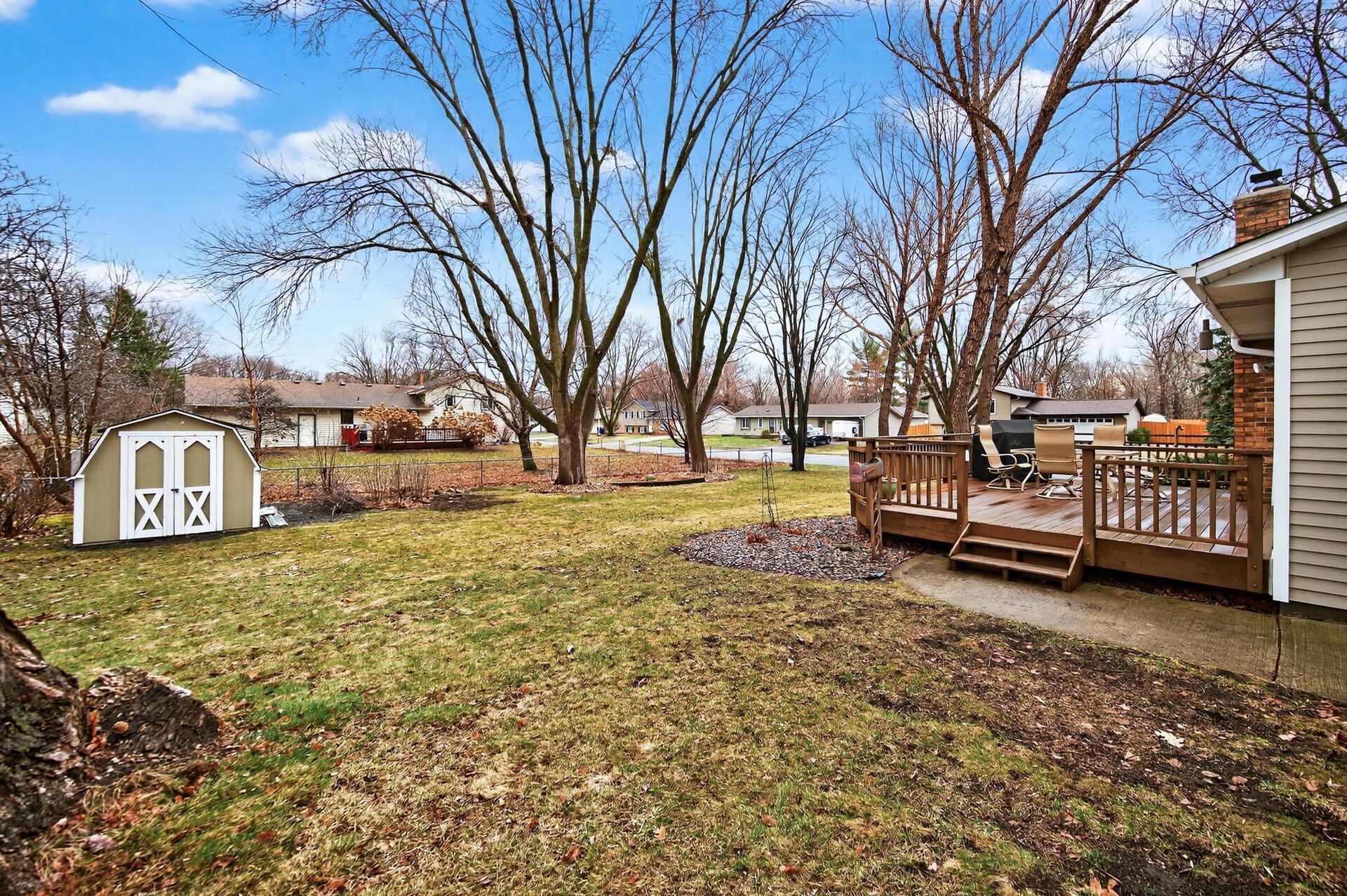 10156 Pilgrim Lane North Maple Grove, MN 55369 - Photo 22 of 35