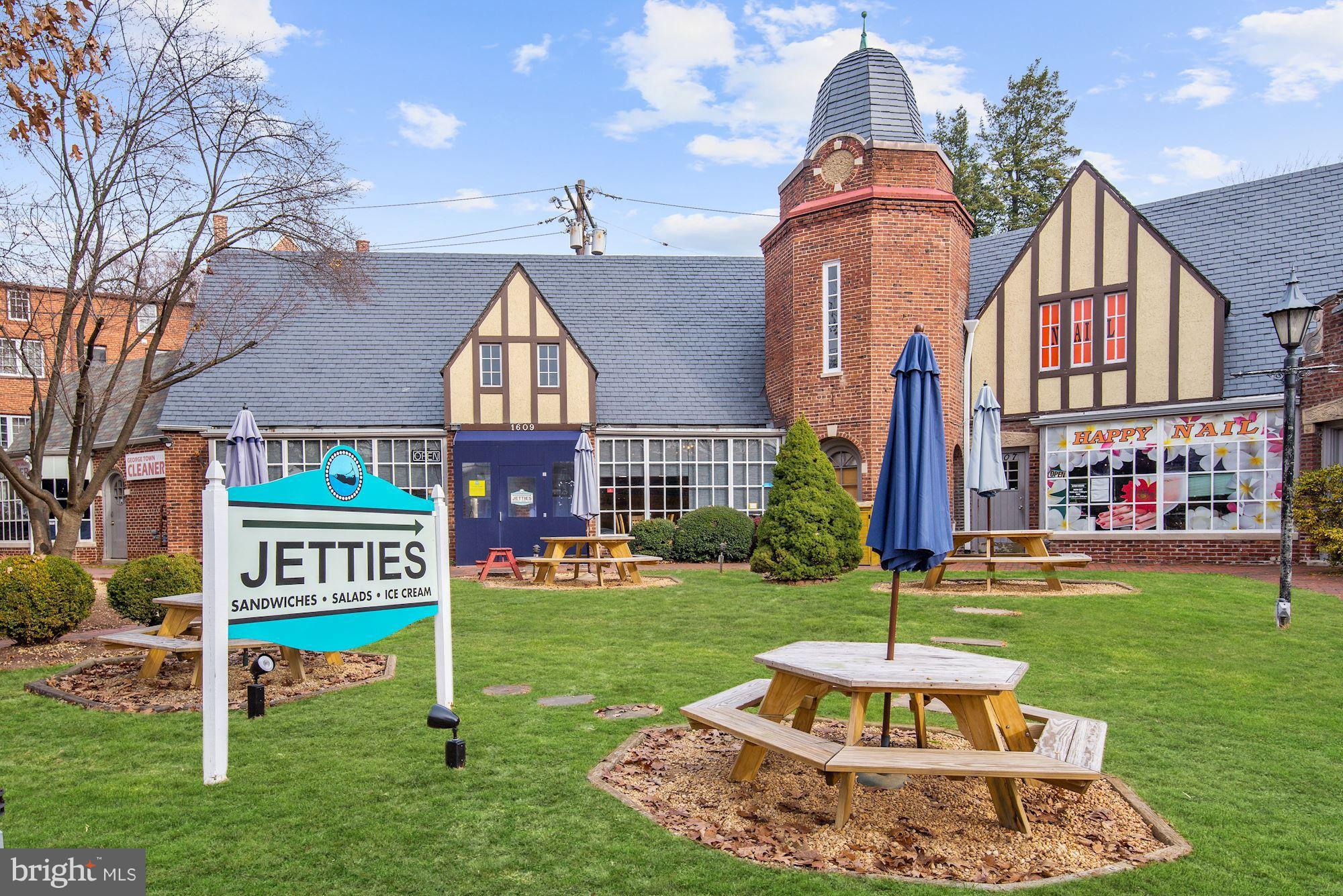 4711 Reservoir Road Northwest Washington, DC 20007 - Photo 29 of 30 Jettie's Restaurant a few blocks away