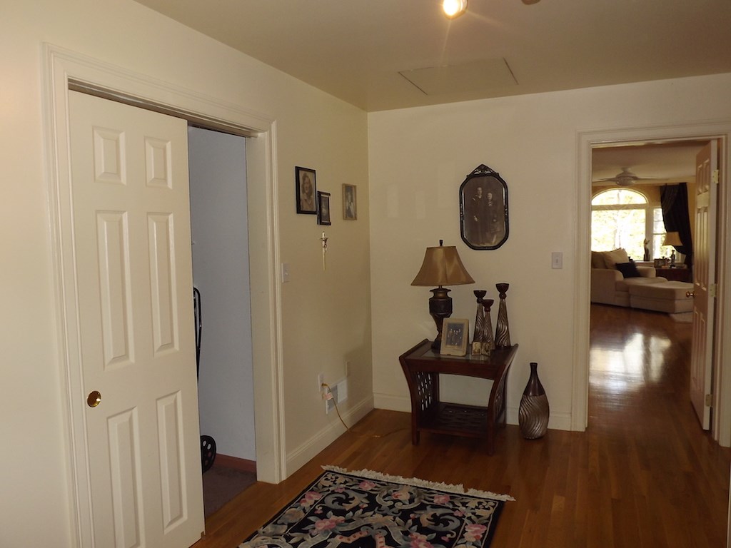 18 Roberts Road Litchfield, NH 03052 - Photo 20 of 40 Gallery Image 20