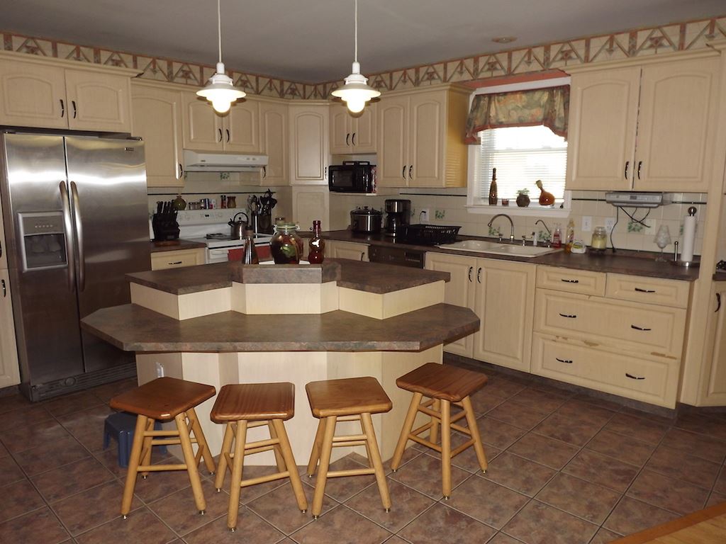 18 Roberts Road Litchfield, NH 03052 - Photo 4 of 40 Gallery Image 4