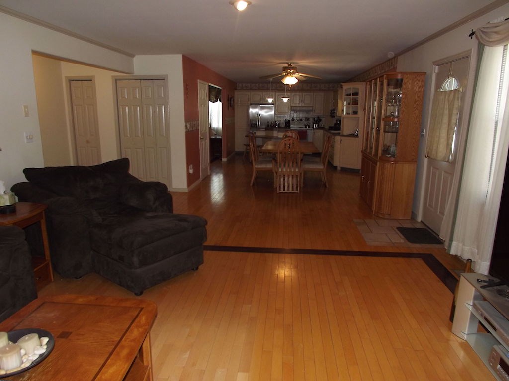 18 Roberts Road Litchfield, NH 03052 - Photo 10 of 40 Gallery Image 10