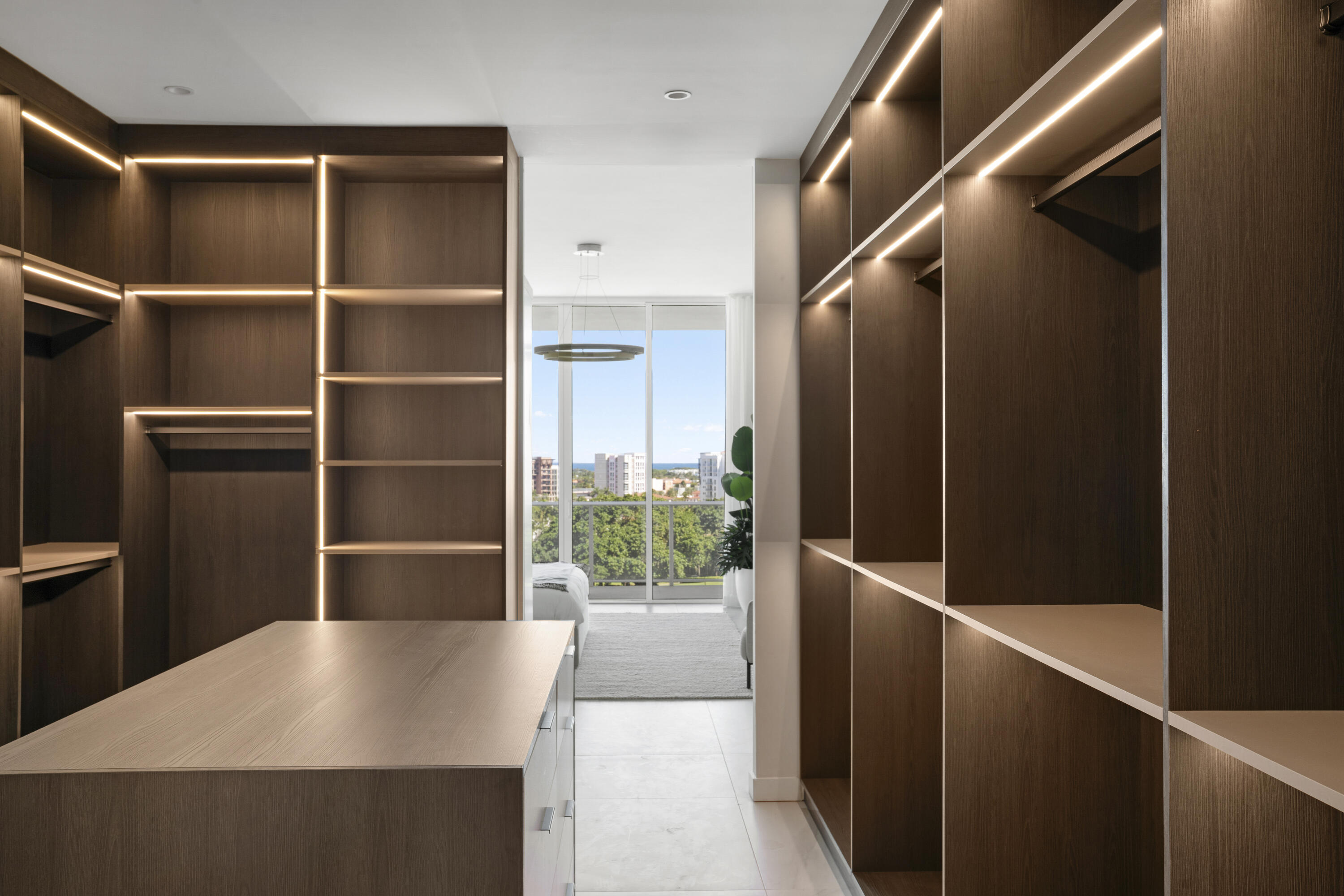 220 Southeast Mizner Boulevard, Unit PH921 Boca Raton, FL 33432 - Photo 7 of 21