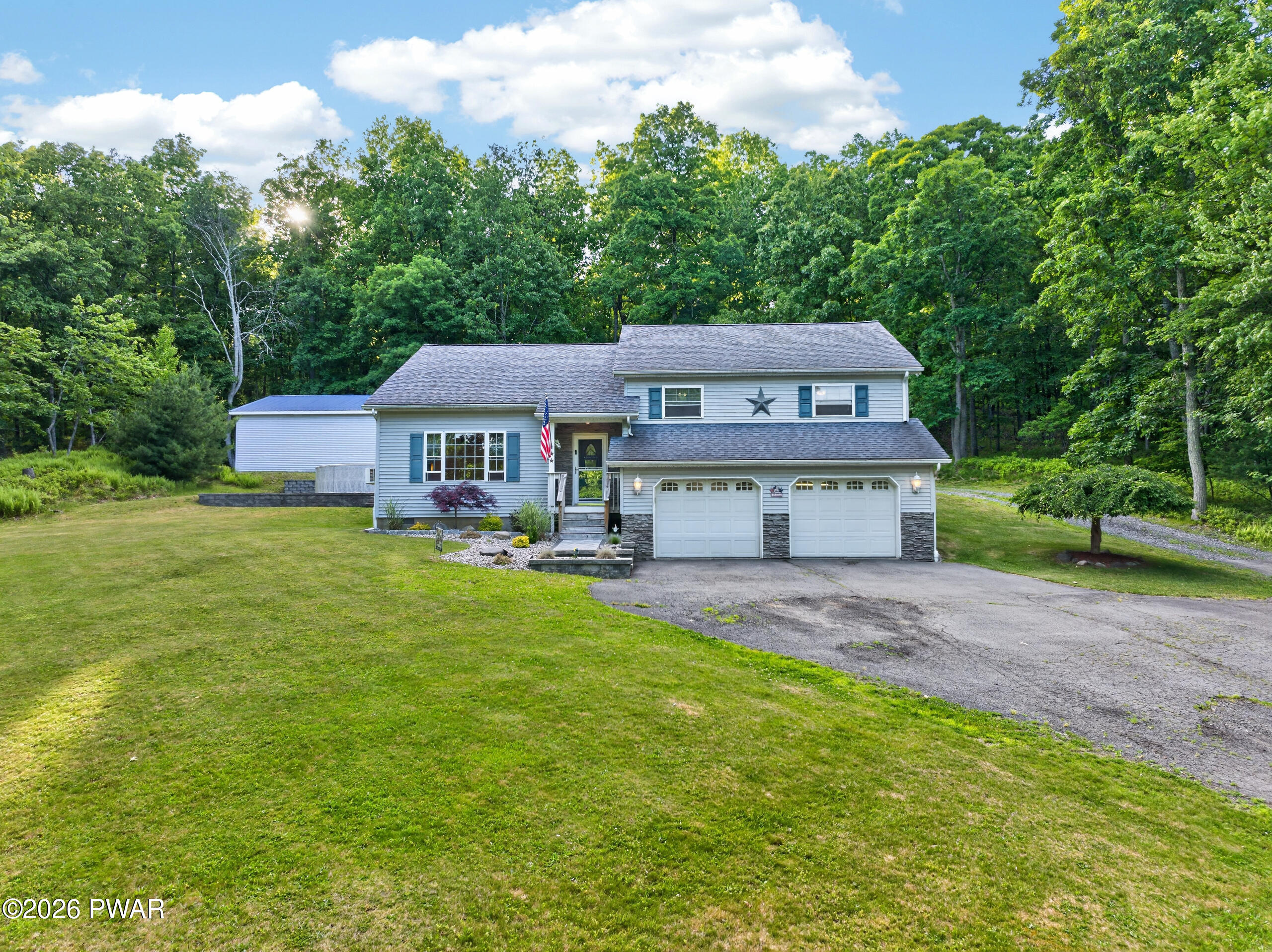 438 Cummins Hill Road Milford, PA 18337 - Photo 2 of 64
