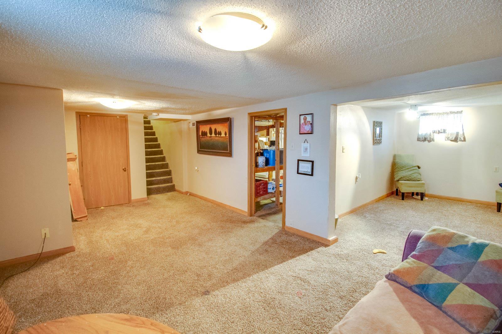 6429 Godfrey Road Godfrey, IL 62035 - Photo 23 of 37