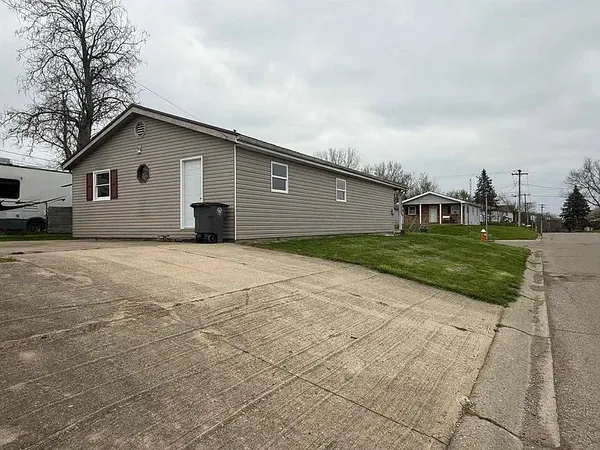 $115,000 | 838 West 6th Street, Connersville, IN 47331