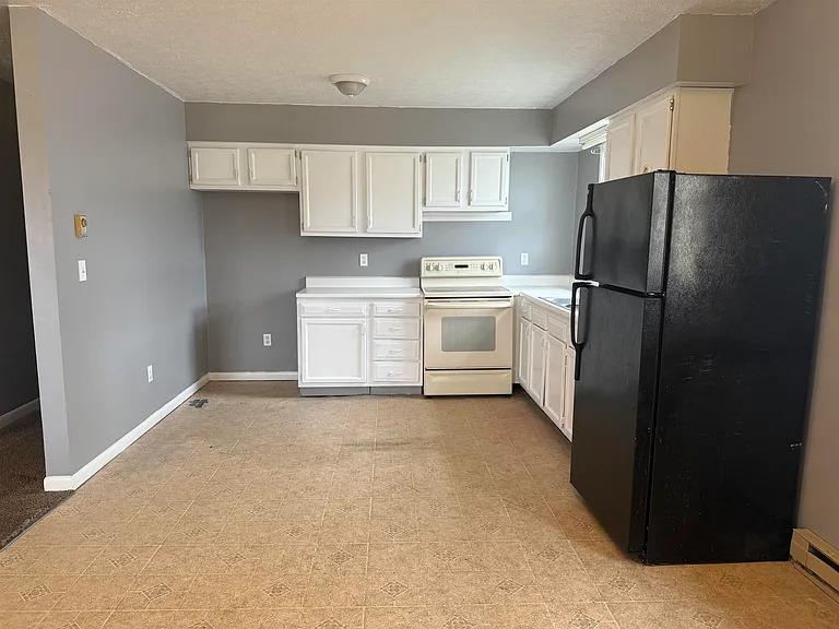 838 West 6th Street Connersville, IN 47331 - Photo 6 of 13