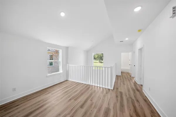 $2,600 | 23 Presidio Road, Montgomery, TX 77356