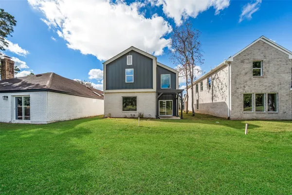 $2,600 | 23 Presidio Road, Montgomery, TX 77356