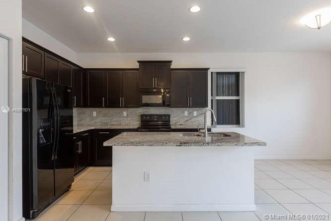 28212 Southwest 128th Path Homestead, FL 33033 - Photo 5 of 16