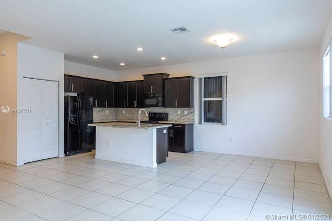 28212 Southwest 128th Path Homestead, FL 33033 - Photo 6 of 16