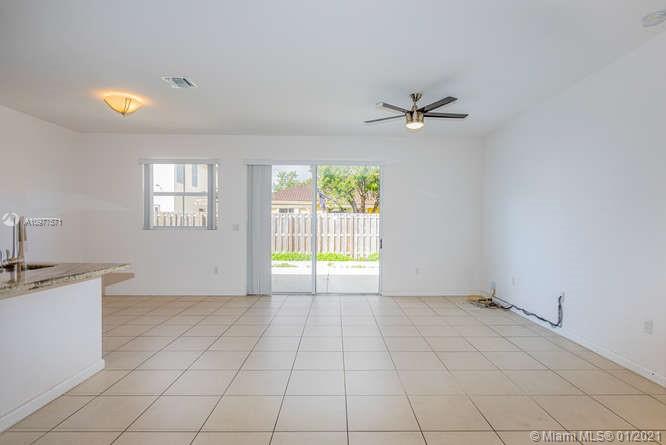 28212 Southwest 128th Path Homestead, FL 33033 - Photo 8 of 16