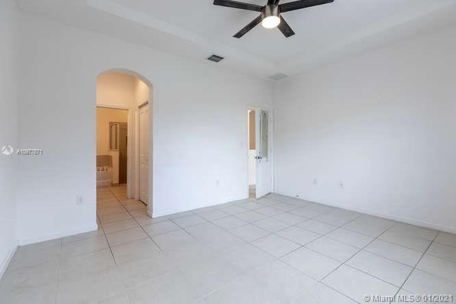 28212 Southwest 128th Path Homestead, FL 33033 - Photo 9 of 16
