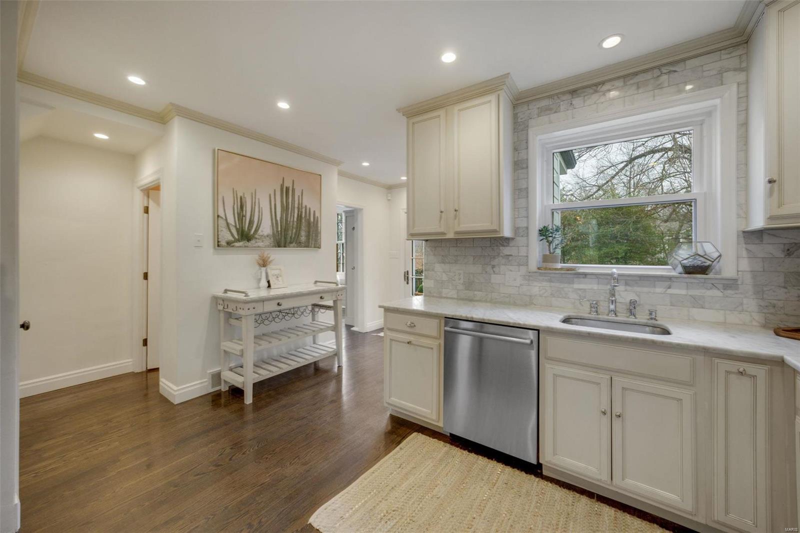 12 Enfield Road St. Louis, MO 63132 - Photo 16 of 37 Gallery Image 16