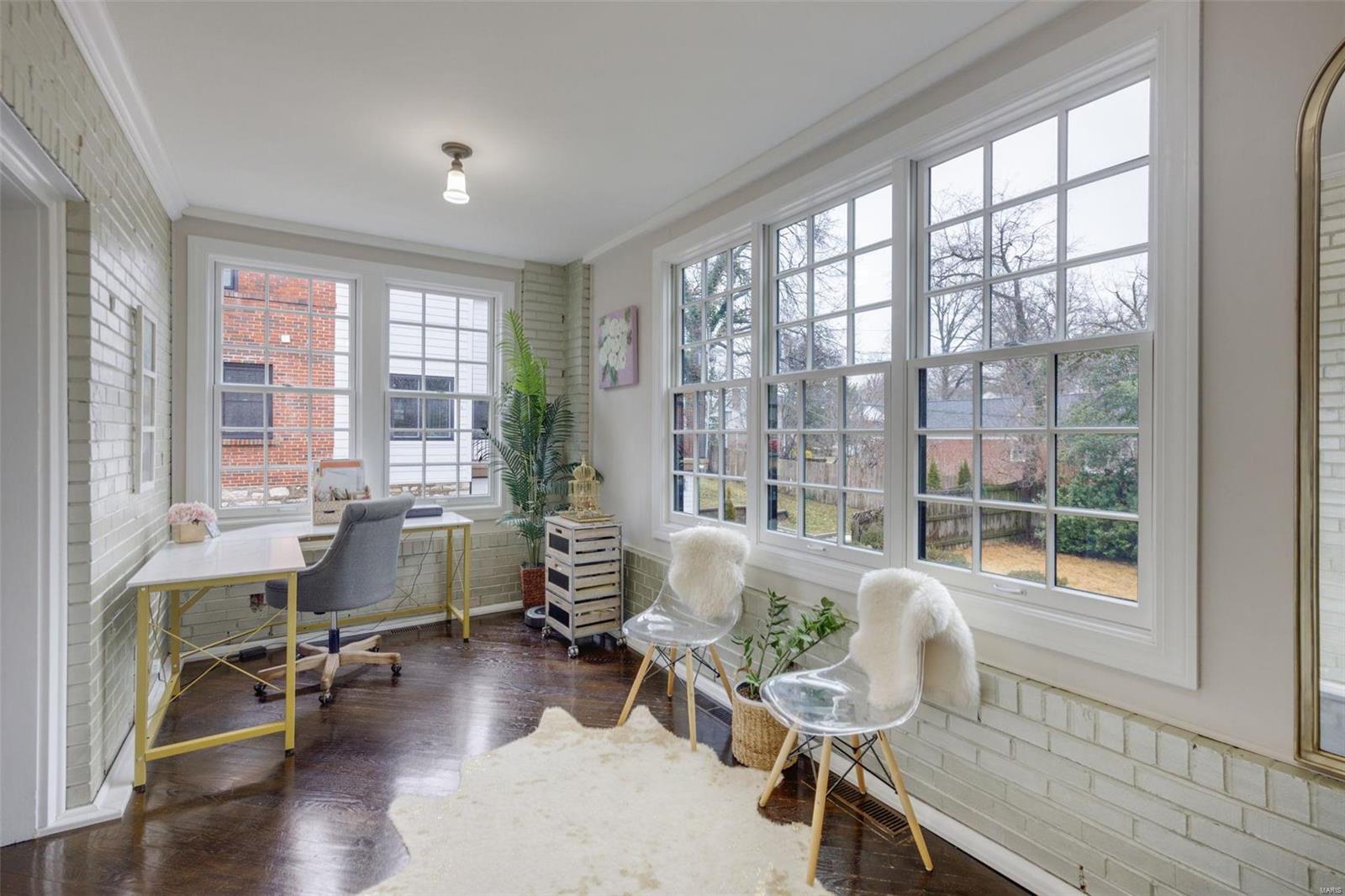 12 Enfield Road St. Louis, MO 63132 - Photo 9 of 37 Gallery Image 9