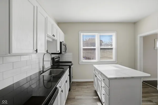 $1,395 | 510 North Beville Avenue, Indianapolis, IN 46201