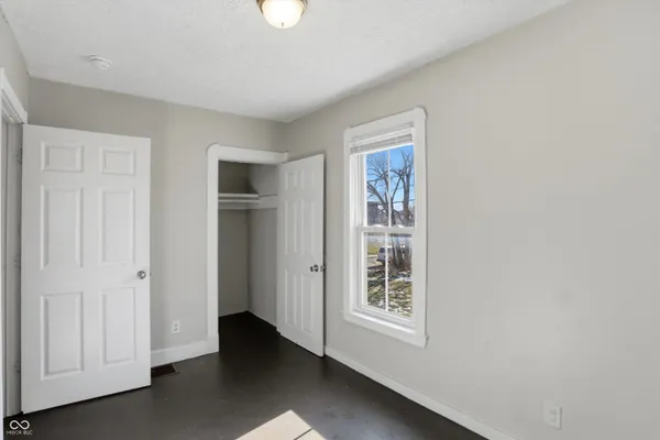 $1,395 | 510 North Beville Avenue, Indianapolis, IN 46201