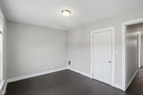 $1,395 | 510 North Beville Avenue, Indianapolis, IN 46201