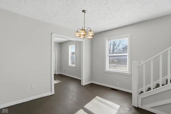 $1,395 | 510 North Beville Avenue, Indianapolis, IN 46201