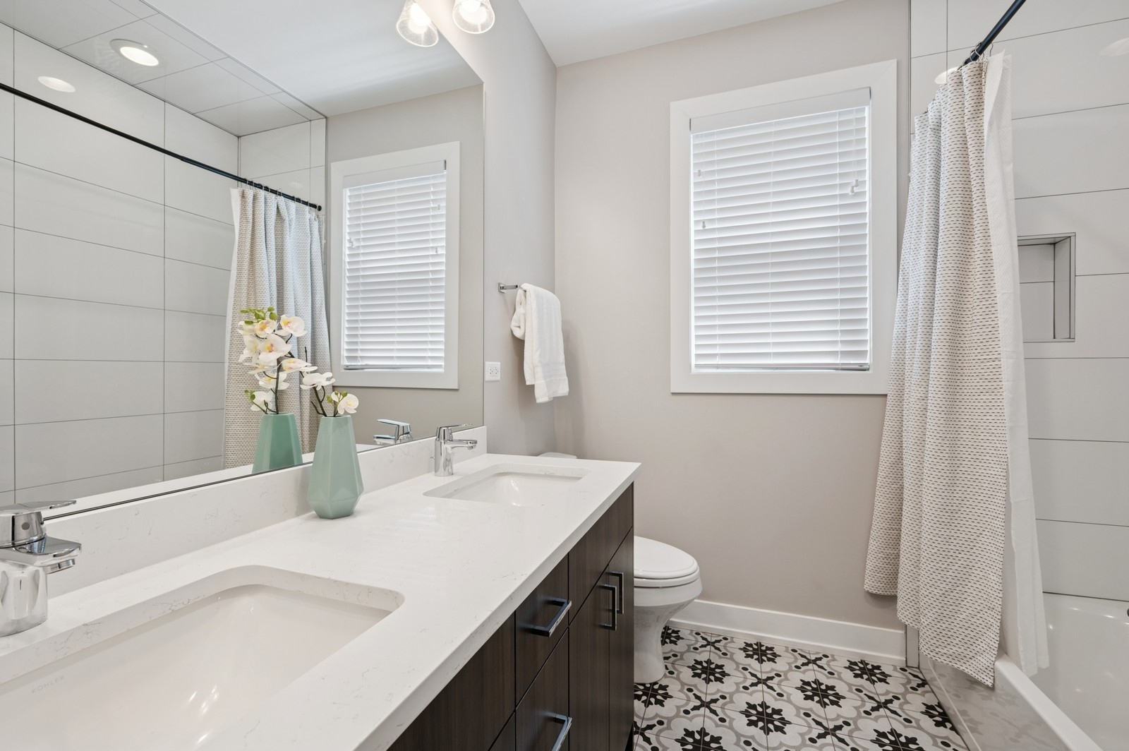 2119 Pioneer Road Evanston, IL 60201 - Photo 23 of 36 a bathroom with a sink and a toilet