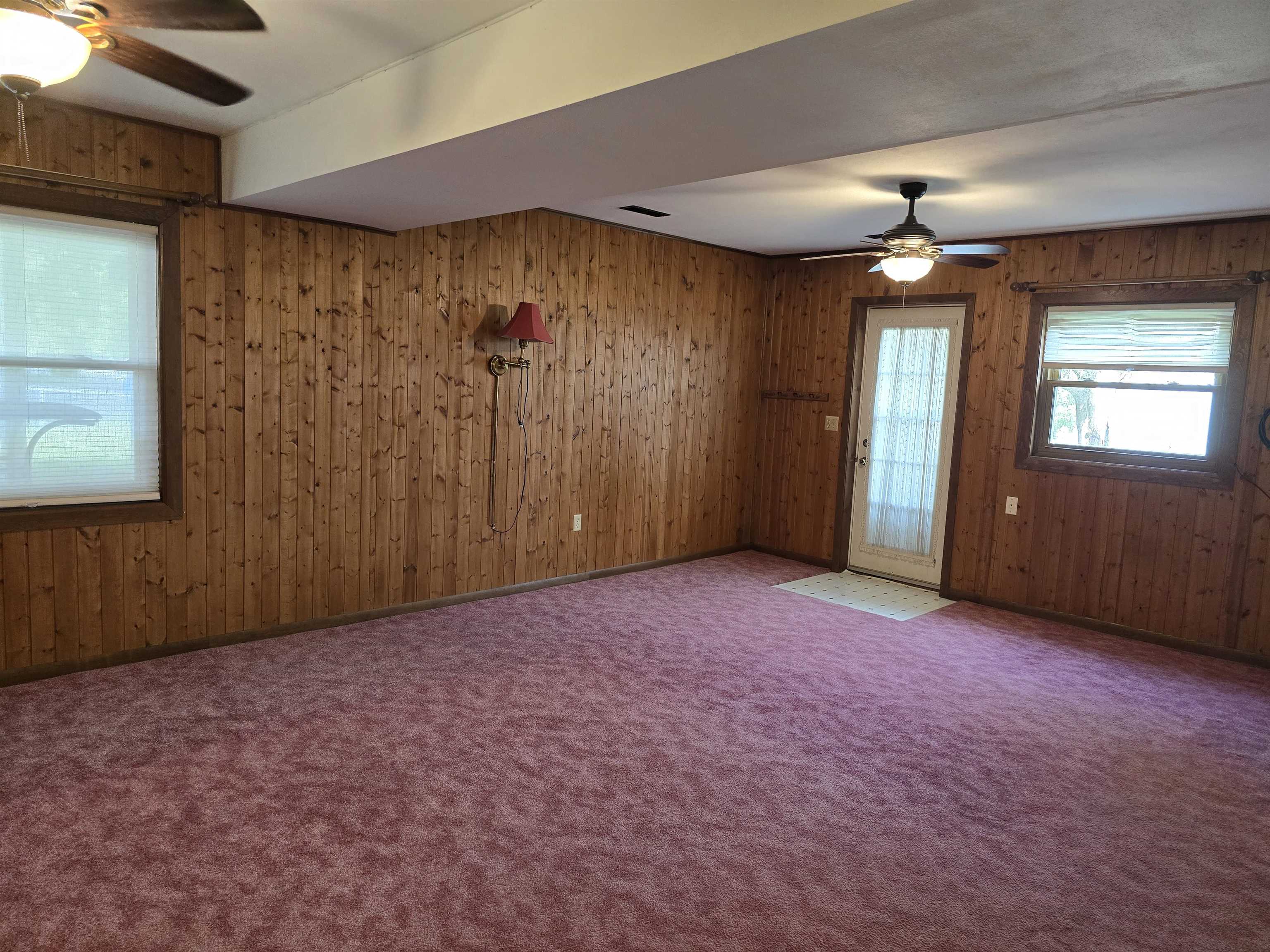 1924 West Middlebury Road Freeport, IL 61032 - Photo 35 of 42 Gallery Image 35