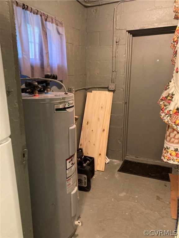 4200 Pettus Road Richmond, VA 23234 - Photo 16 of 16 Hot water heater, washer & dryer hook ups