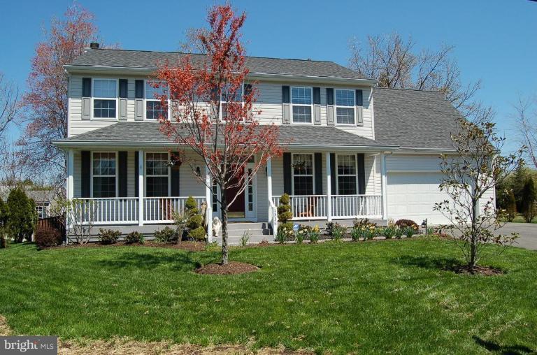 1536 Wakefield Road Edgewater, MD 21037 - Photo 2 of 16 Exterior #2