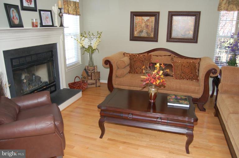 1536 Wakefield Road Edgewater, MD 21037 - Photo 7 of 16 Family Room