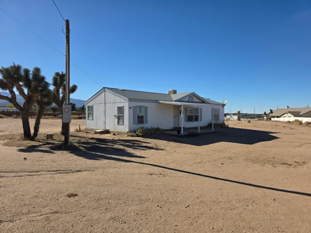 $295,000 | 9572 Smith Road, Phelan, CA 92371