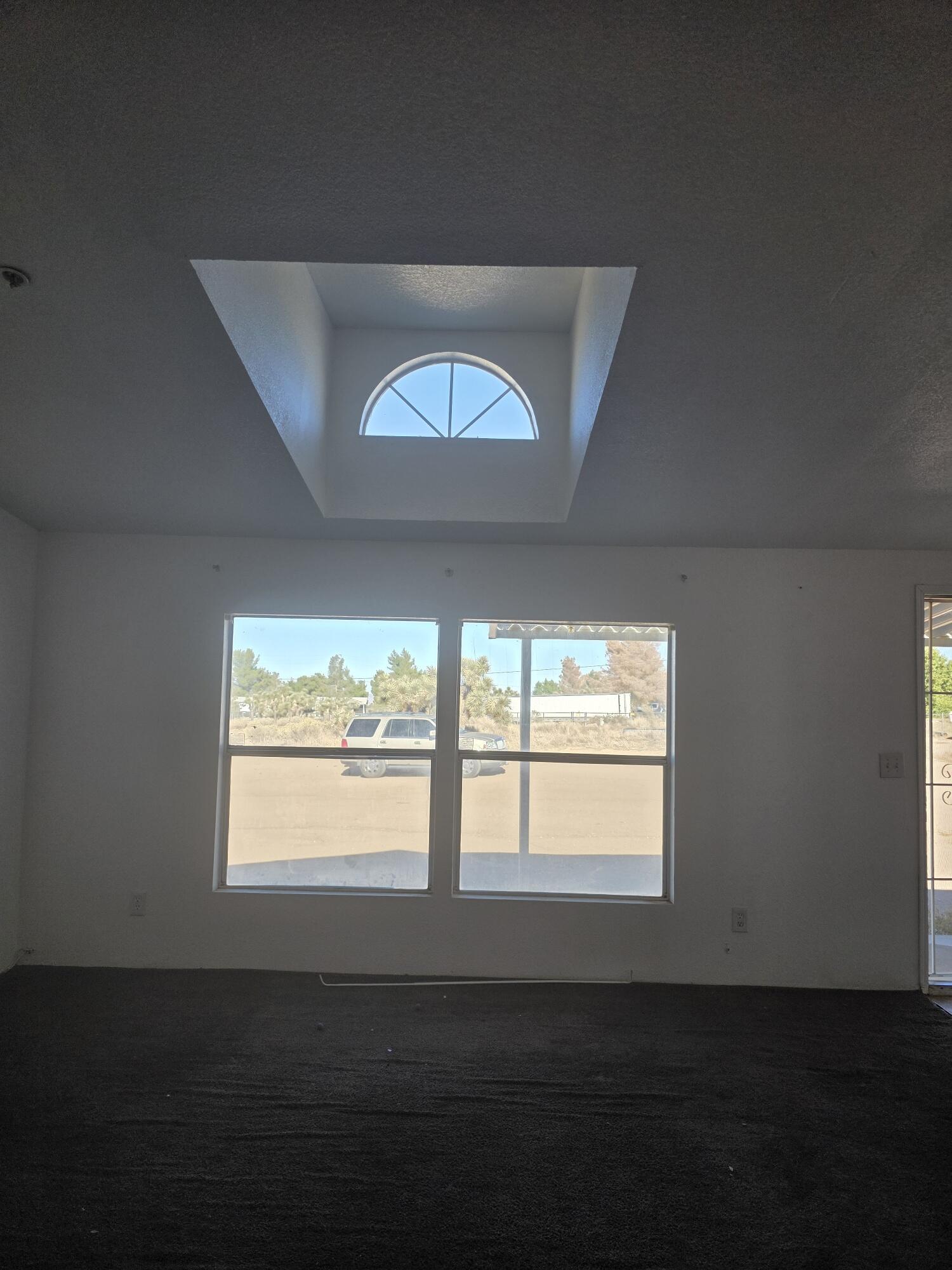 9572 Smith Road Phelan, CA 92371 - Photo 9 of 43 20251106_140801_resized