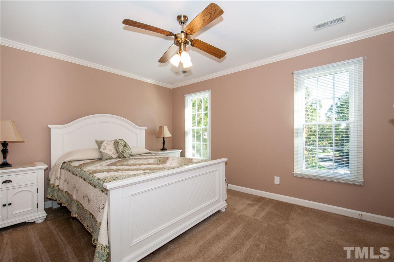 5913 Rondan Circle Raleigh, NC 27612 - Photo 18 of 30