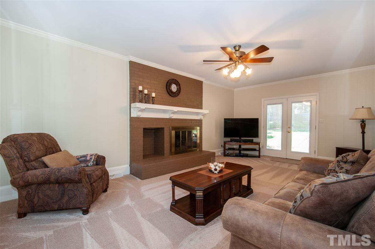 5913 Rondan Circle Raleigh, NC 27612 - Photo 6 of 30