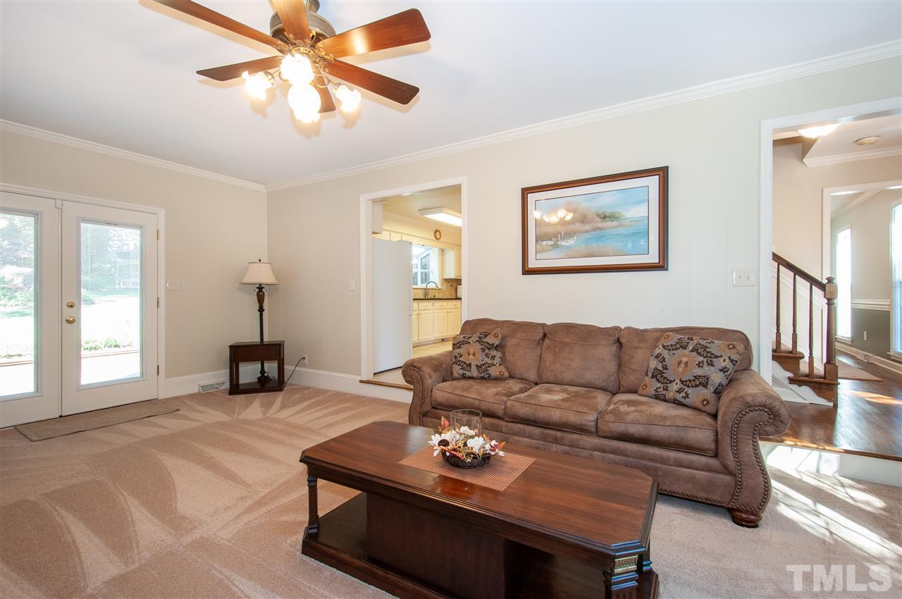 5913 Rondan Circle Raleigh, NC 27612 - Photo 7 of 30