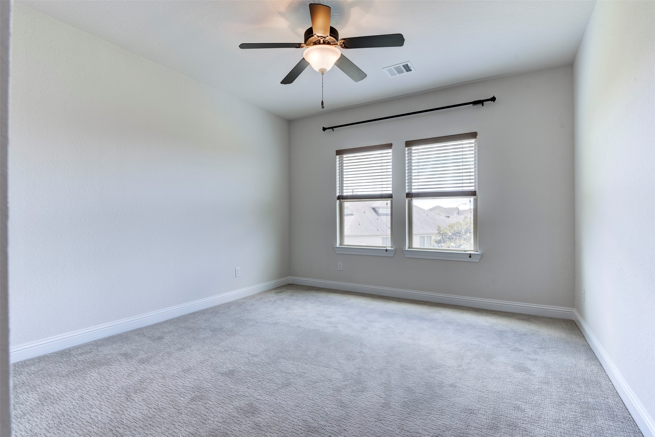 4802 Gingerwood Trace Lane Rosharon, TX 77583 - Photo 37 of 43 Bedroom 4