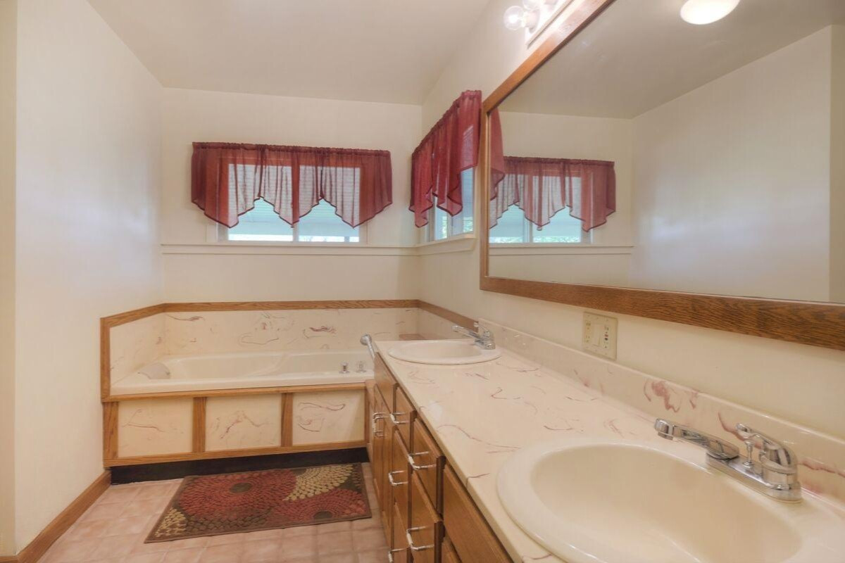 23252 Kimball Road Sand Lake, MI 49343 - Photo 10 of 27 16