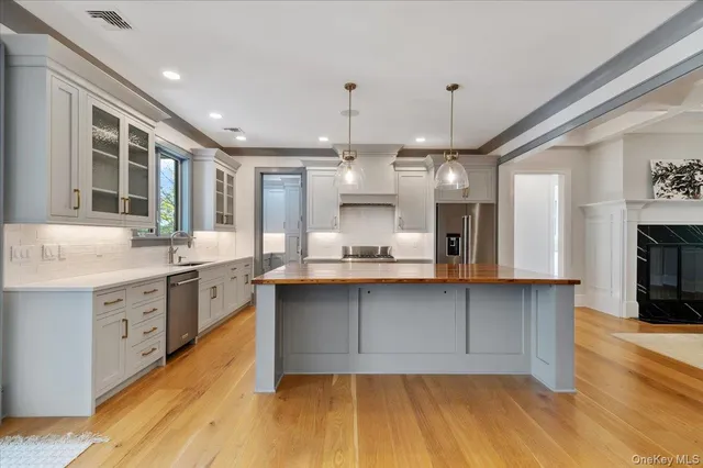 $1,895,000 | 17 Moriches Avenue, East Moriches, NY 11940