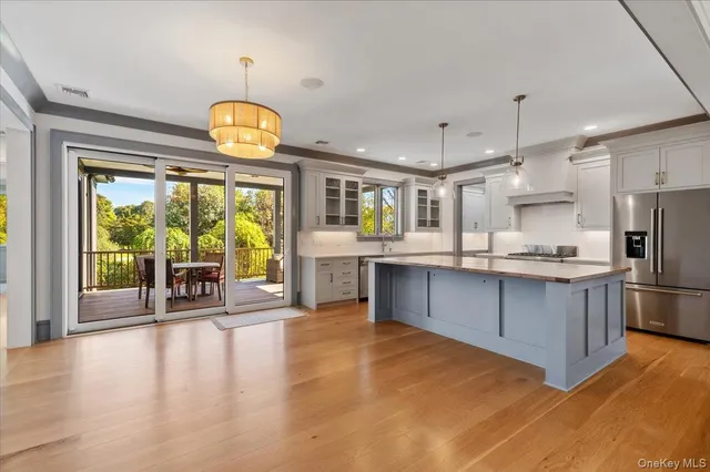 $1,895,000 | 17 Moriches Avenue, East Moriches, NY 11940