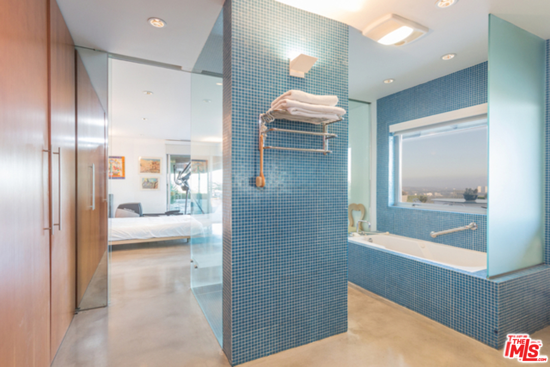 1230 Shadow Hill Way Beverly Hills, CA 90210 - Photo 18 of 22 a view of livingroom with furniture